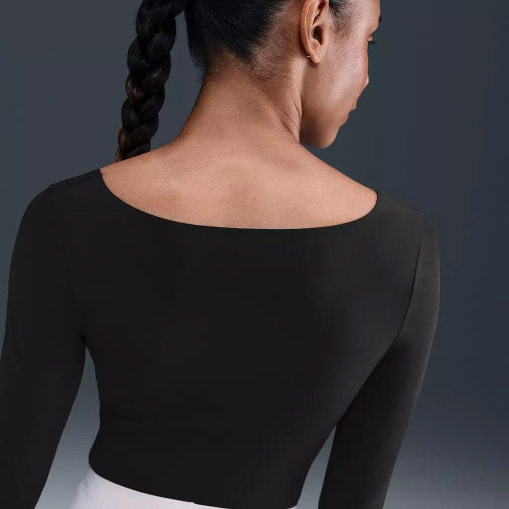 NWT Nike Form Long-Sleeve Bodysuit | Black | Size M - Picture 5 of 13
